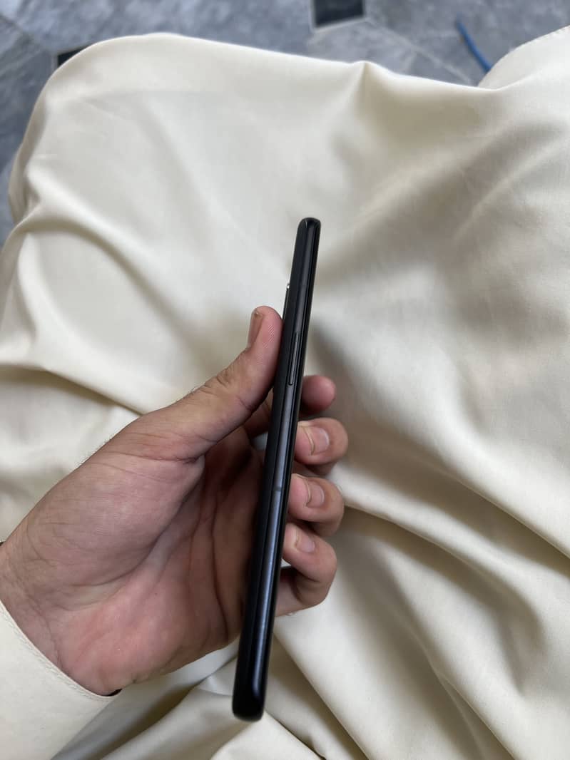 One Plus 10 Pro 5