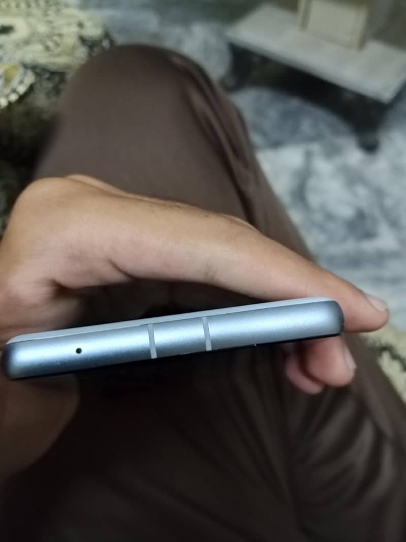 Google Pixel 7a 3