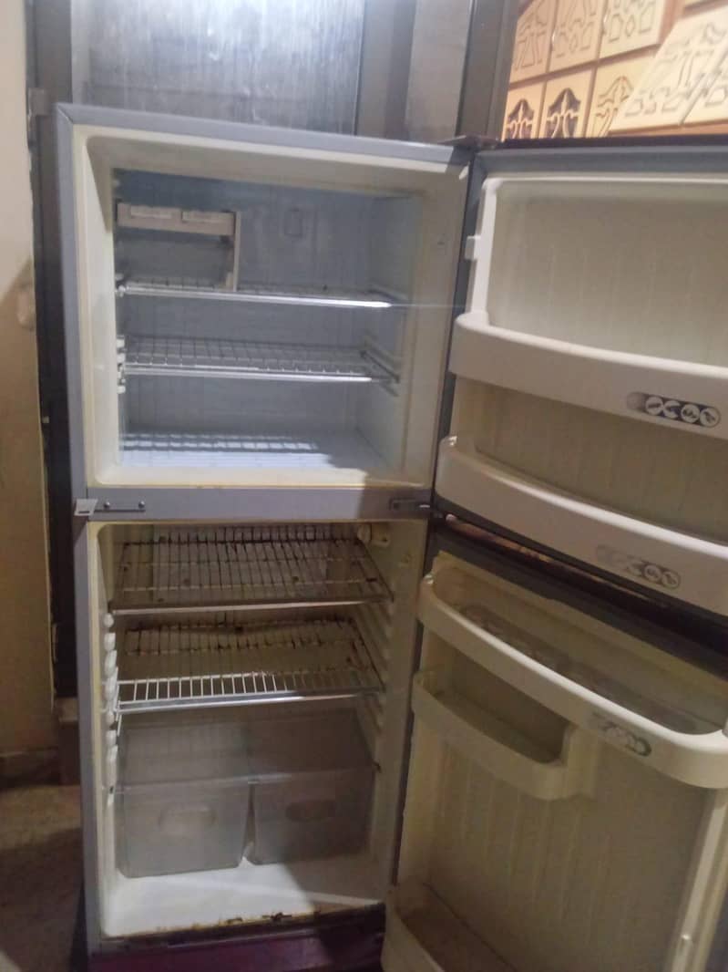 orient fridge 3