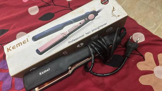 Kemei Professional hair straightener