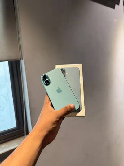 Apple iPhone 16 With Box