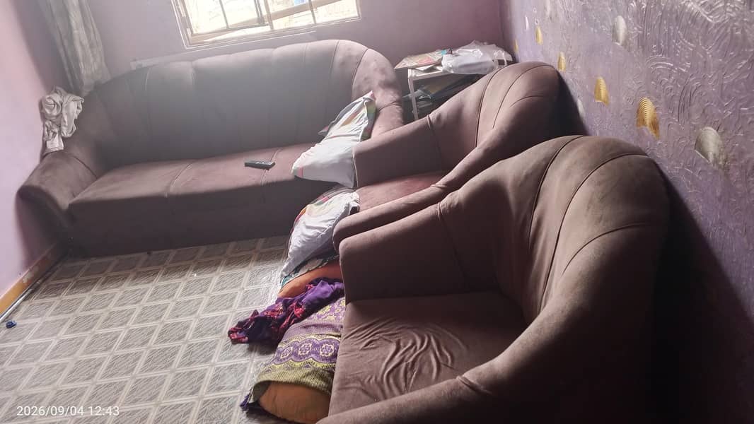 Sofa Set (5 Sitter) 0