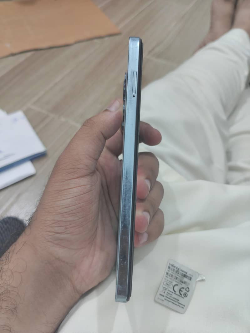 Infinix Note 30 6