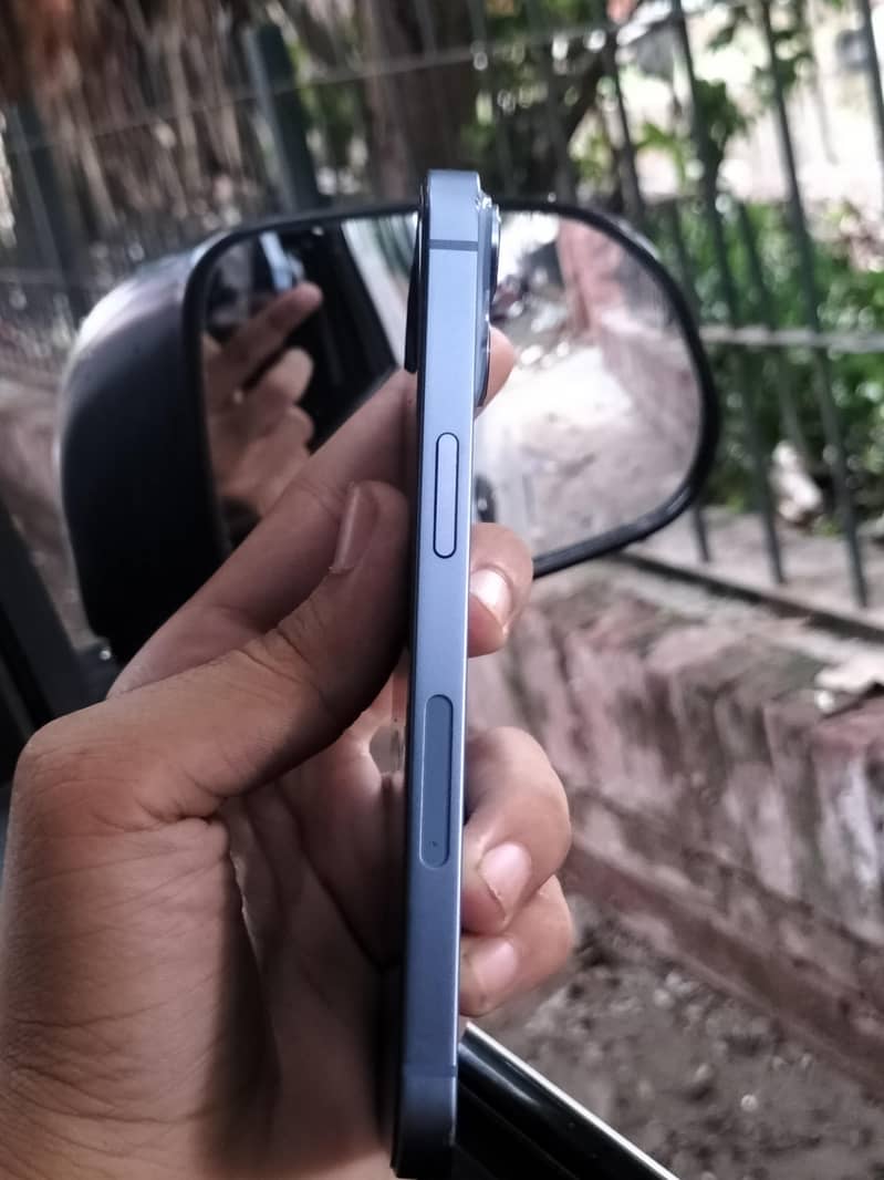 Apple iPhone 14 0