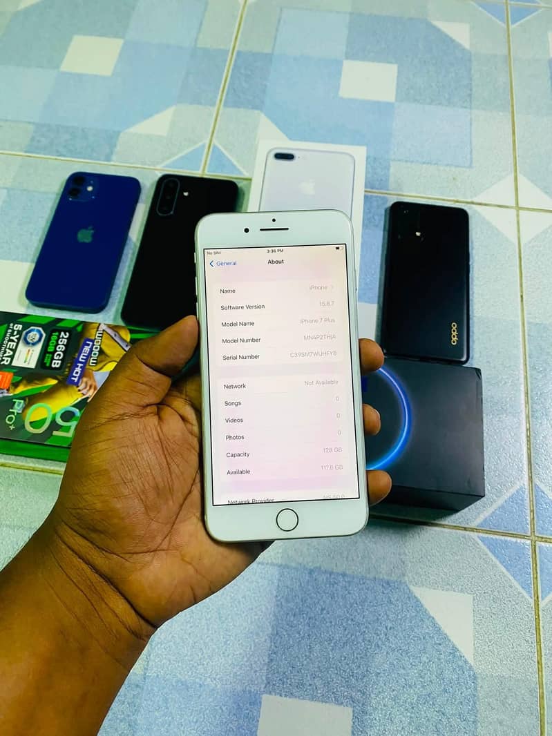 Apple iPhone 7 Plus 5