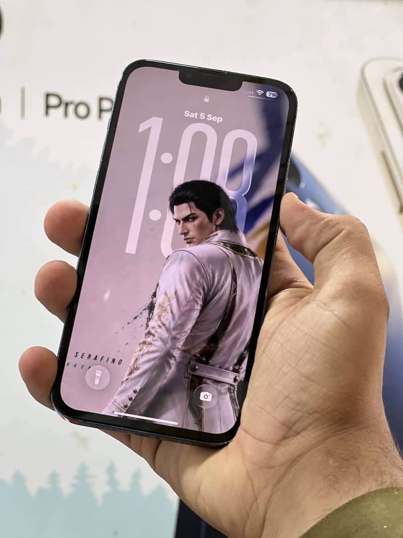 Apple iPhone 13 Pro Max 1