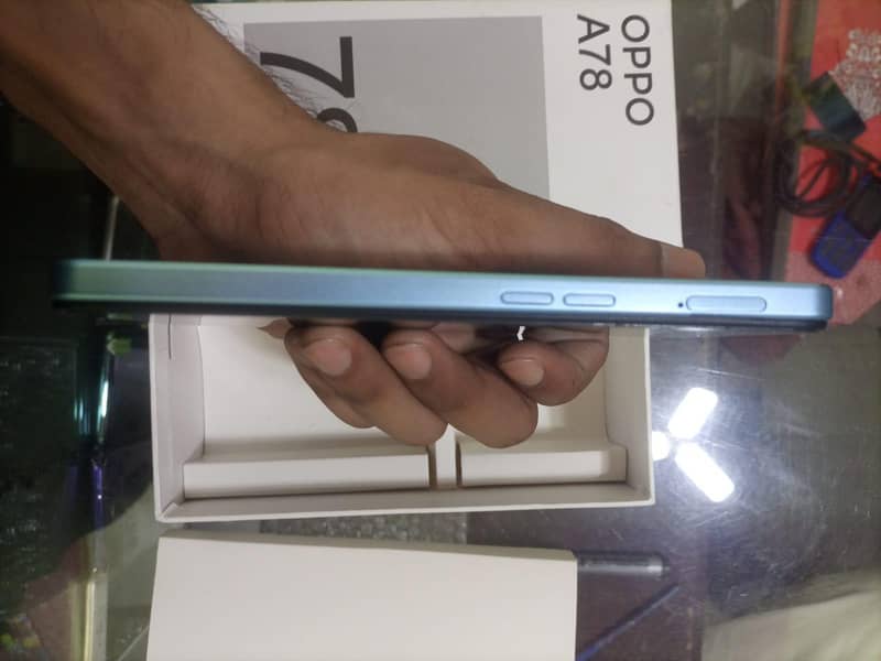 Oppo A78 10