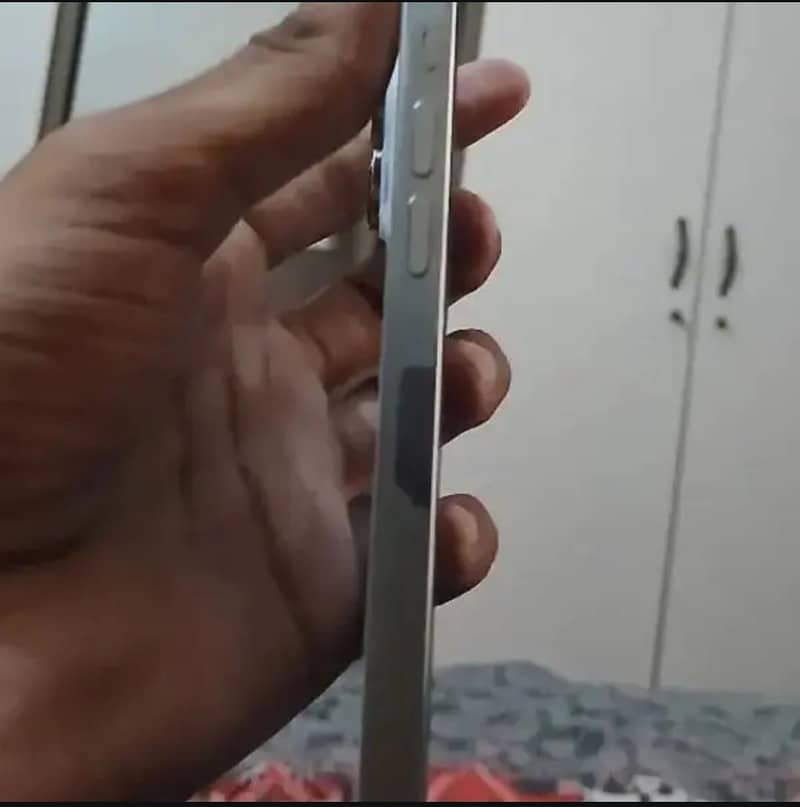 Apple iPhone 14 Pro 3