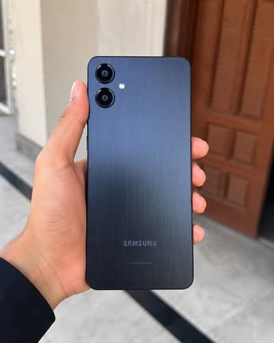 Samsung Mobile A06