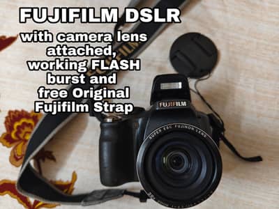 Fujifilm FinePix SL300 14MP | 30X Optical Zoom | Excellent Condition