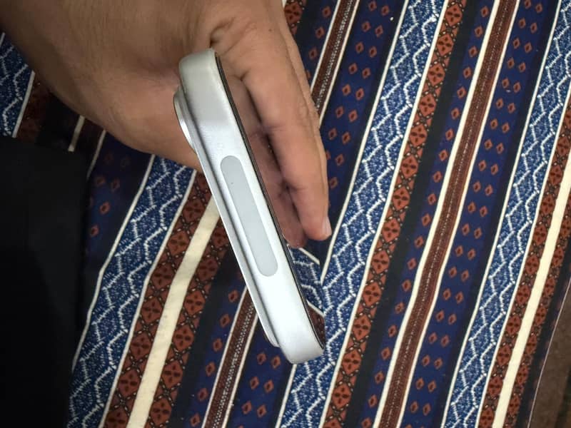 Apple iPhone 17 Pro Max 2