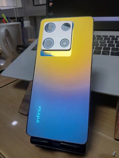 Infinix Note 30 Pro (8/255)