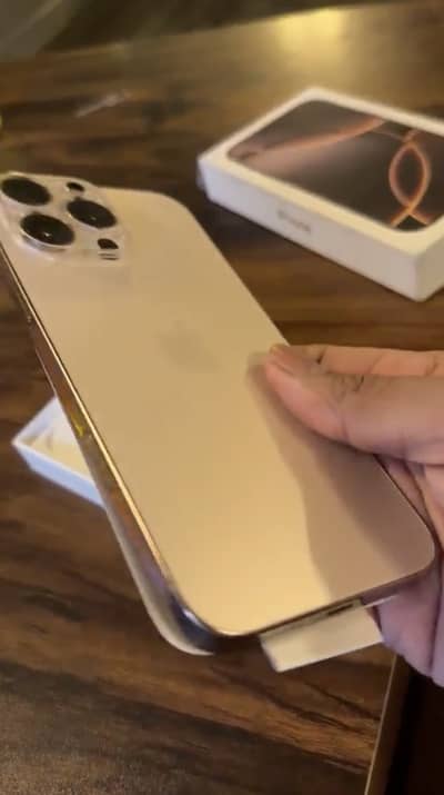Apple iPhone 16 Pro Max