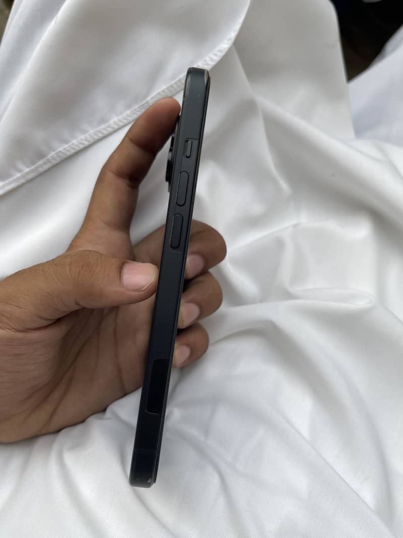 Iphone 15 3