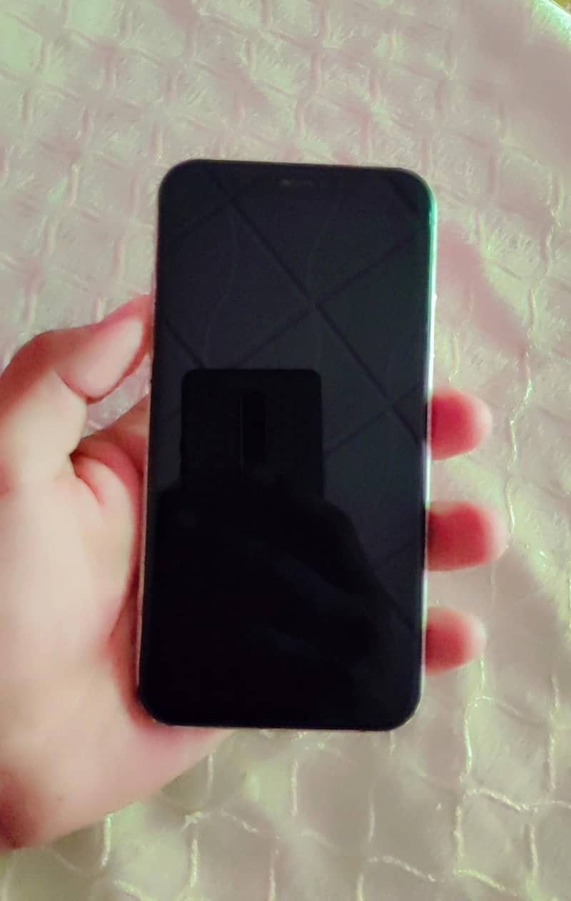 Apple iPhone 11 2