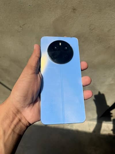 Realme 12
