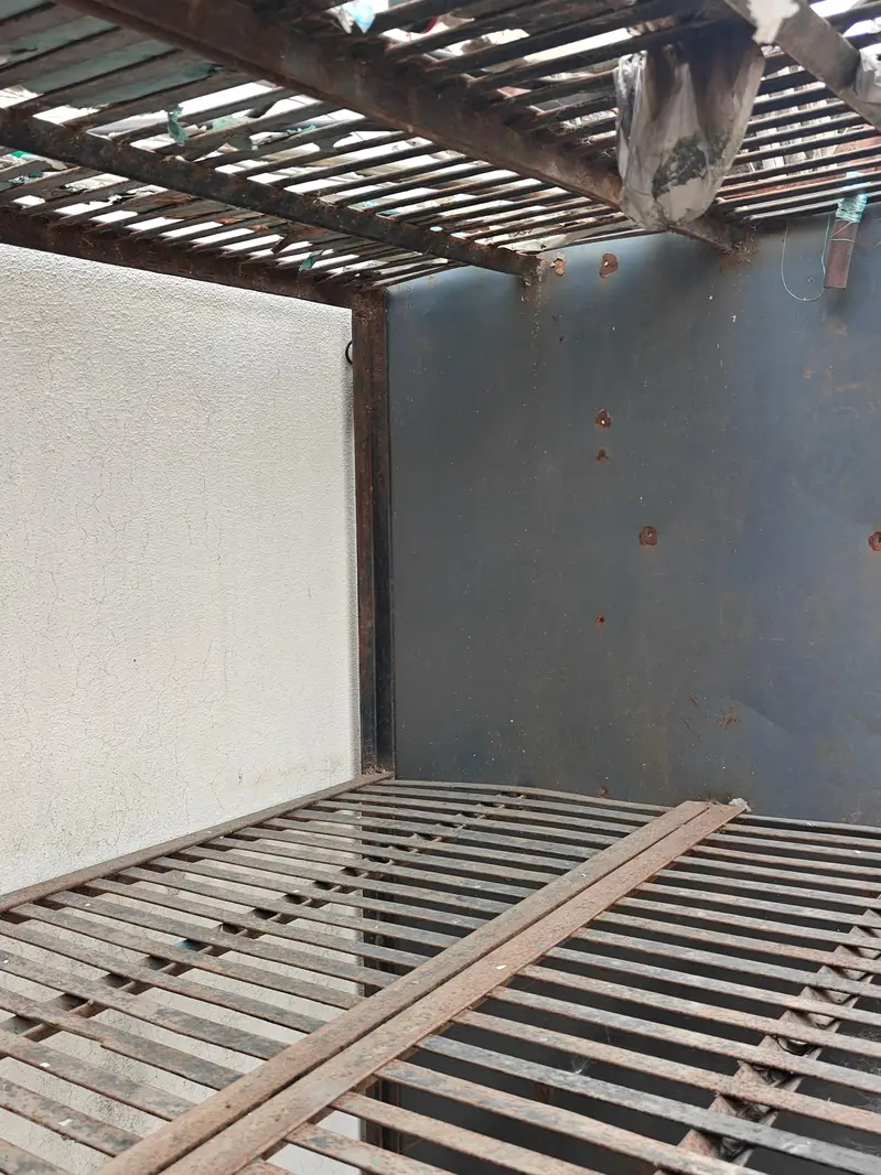 bird cage, hen cage — photo 3
