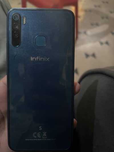 Infinix S5 Lite 4/64 pta approved condetion ap k samny hai