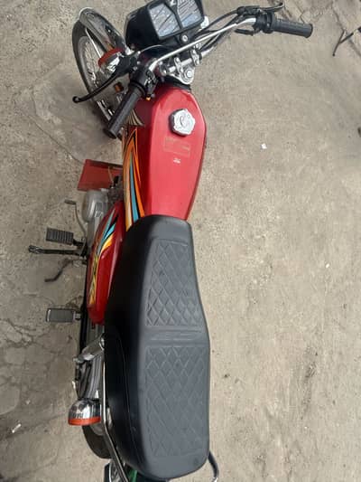Honda 125 brand new condition