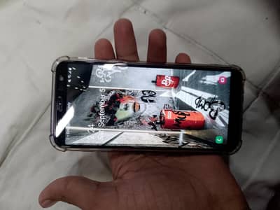 Samsung Mobile J6