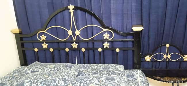 DOUBLE BED FOR SALE