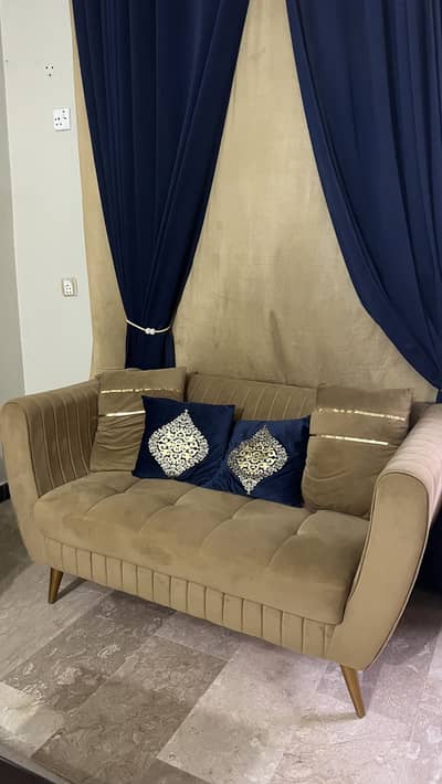 Like brand new 7 seater’s sofa