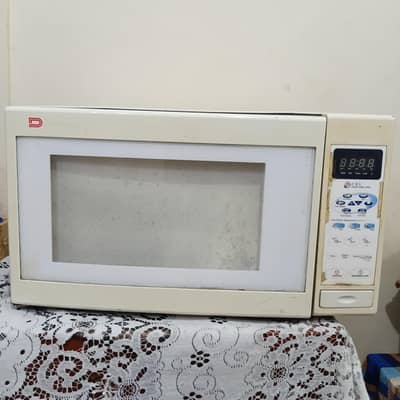 DAWLANCE MICROWAVE BIG SIZE