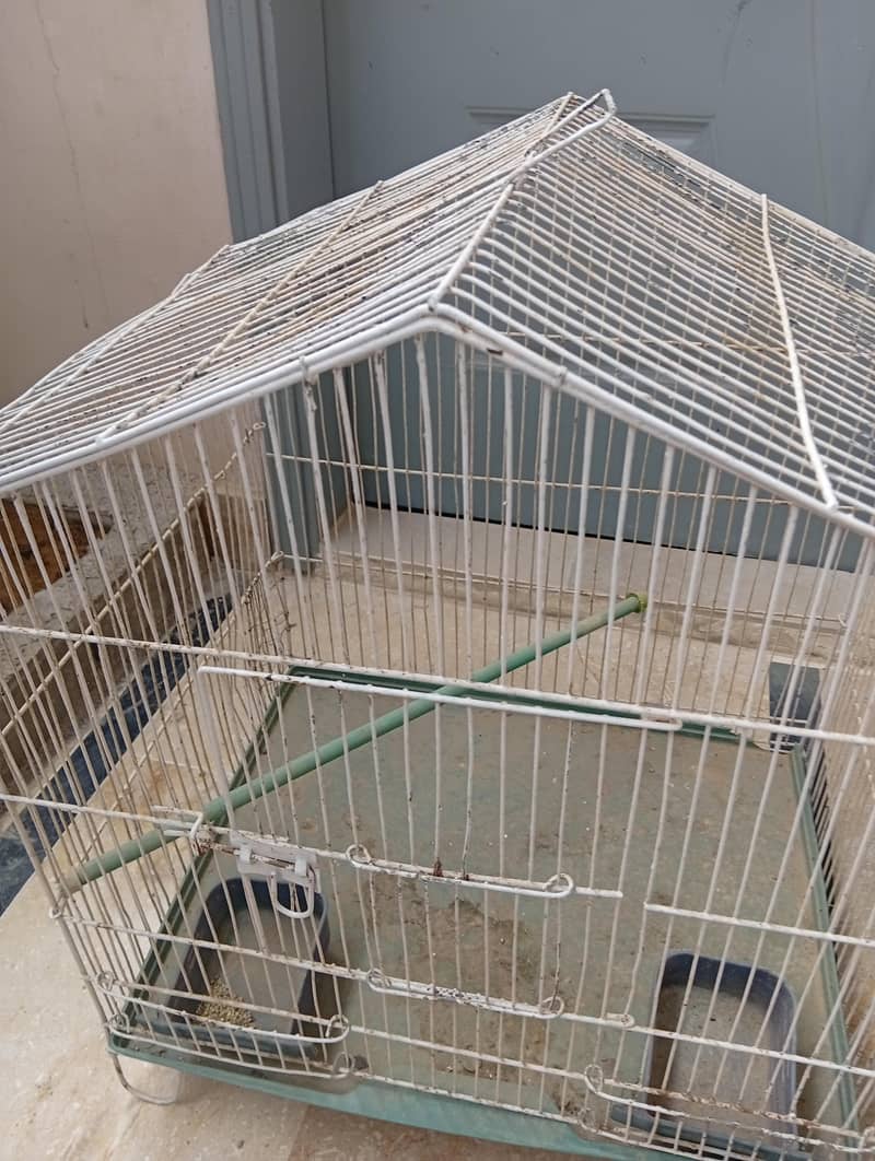 good condition cage 1