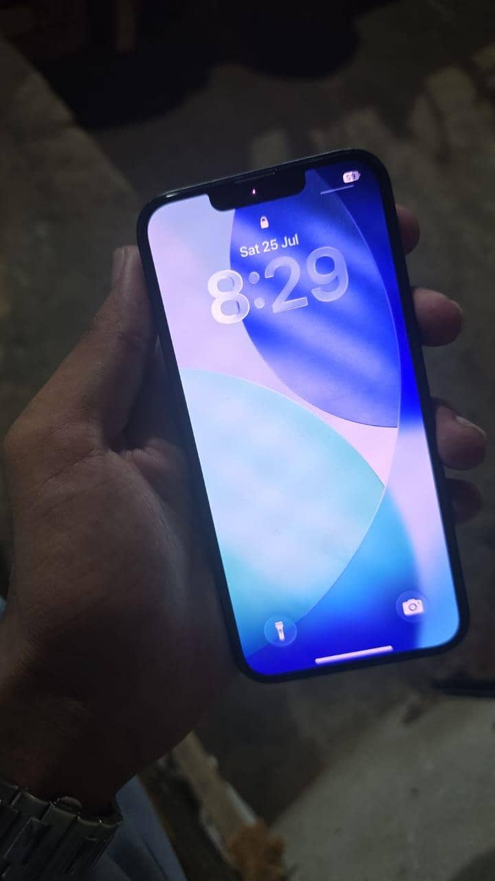 Apple iPhone 14 jv 3