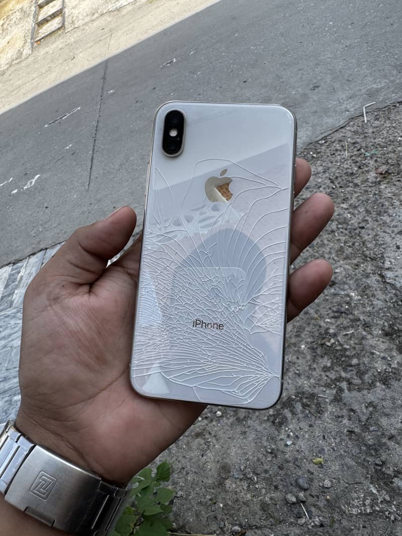 Apple iPhone X 5
