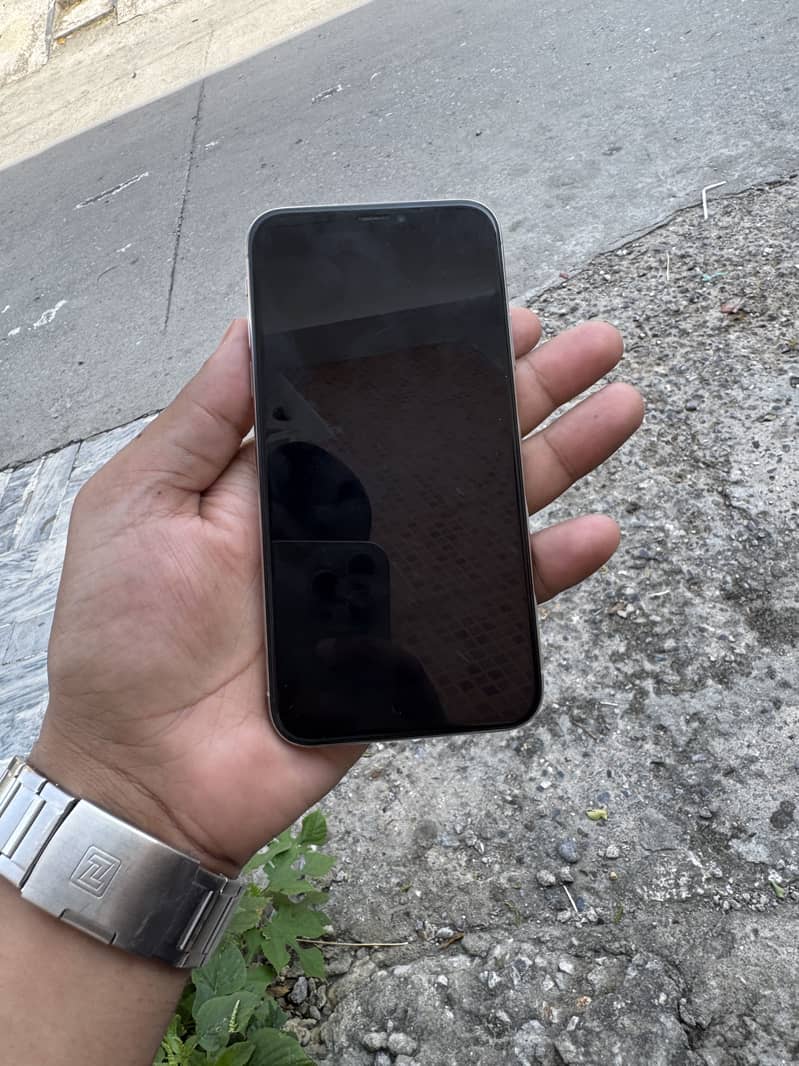 Apple iPhone X 6