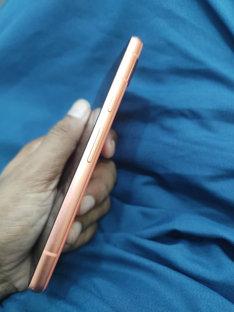 Google Pixel 7a 2