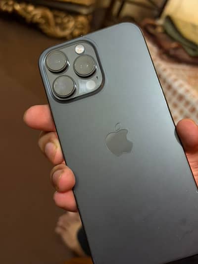 Apple iPhone 16 Pro Max