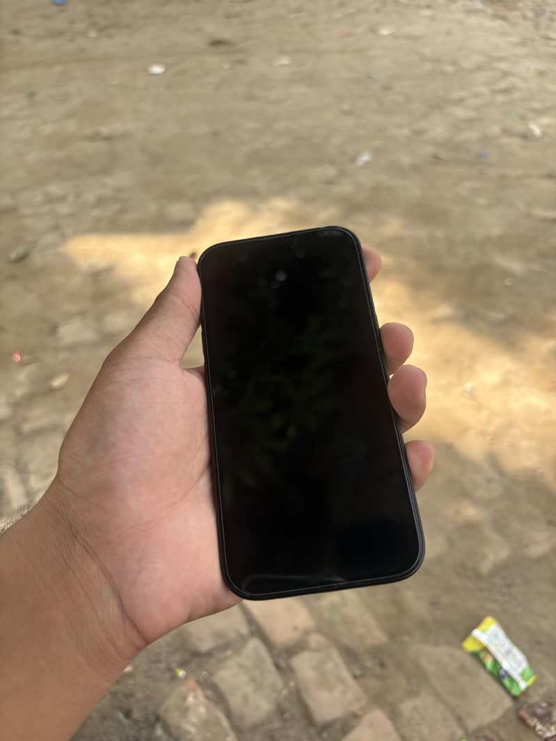 Apple iPhone 15 1
