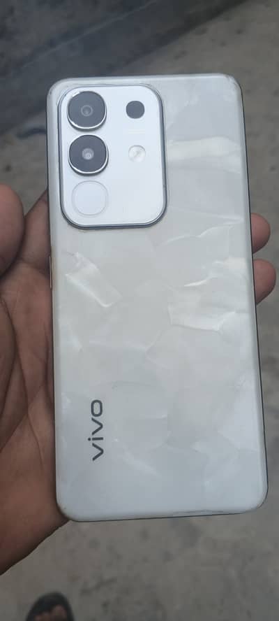 Vivo Y29