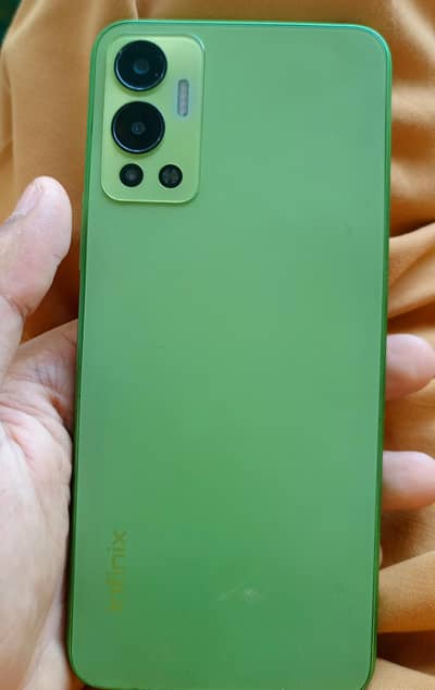 Infinix Hot 12