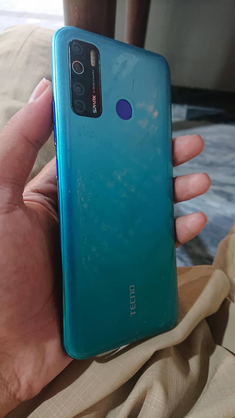 Tecno Spark 5 Pro 4