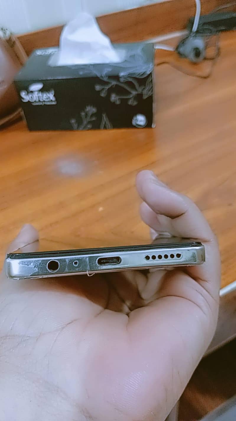 Tecno Spark 30 6