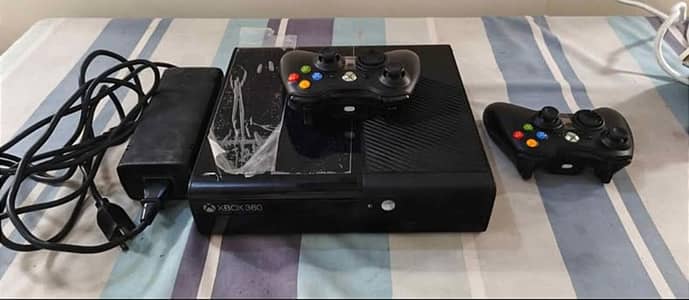 Xbox 360 Ultra Slim 500GB Jailbreak 50 Games Instelled