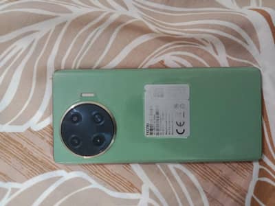 Tecno Spark 20 Pro Plus