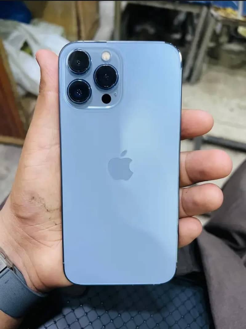 Apple iPhone 13 Pro 2