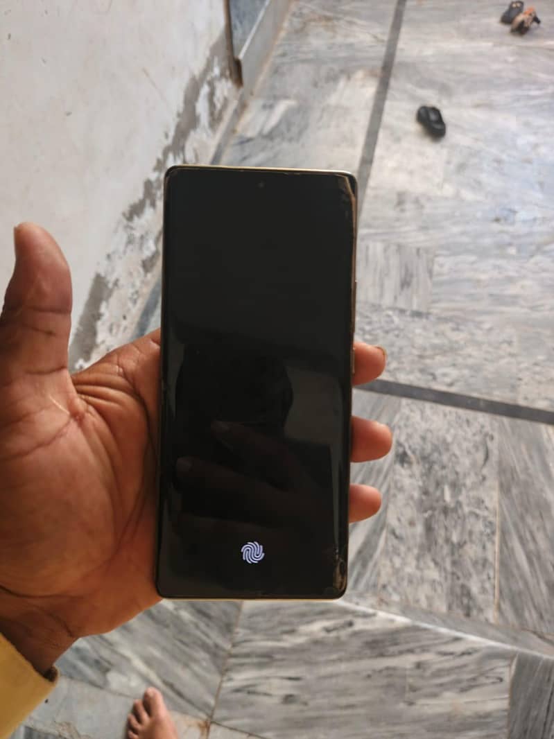 Infinix Note 40 Pro 1