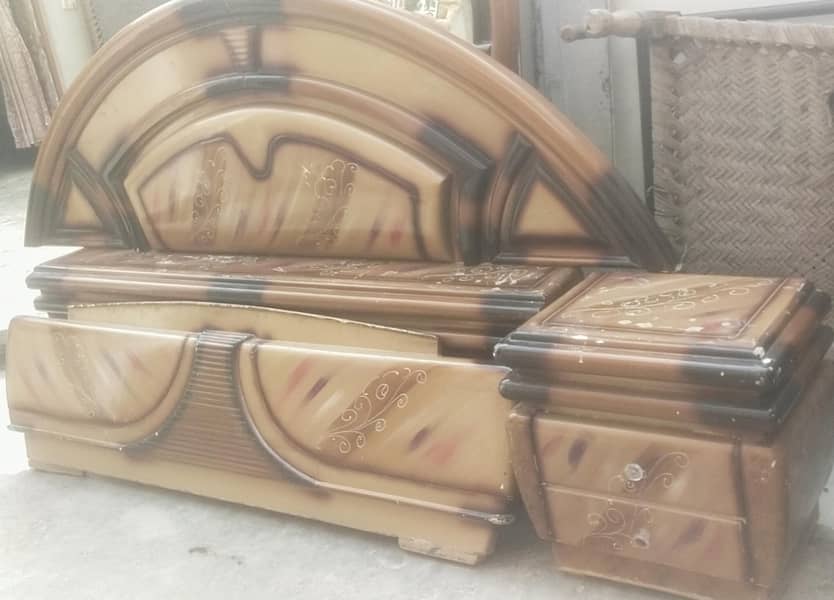 Bed set withe dressing table 1