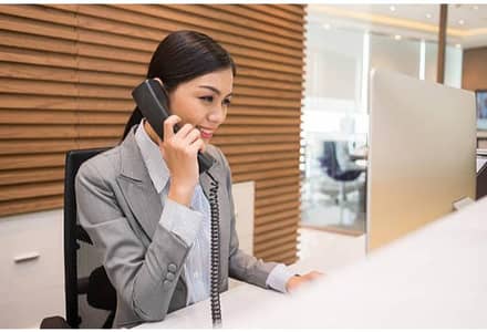 Females Lady Receptionist ki need h