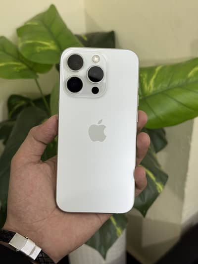 Apple iPhone 15 Pro