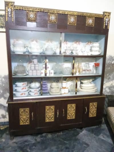 excellent condition show case with all dining set for sale.