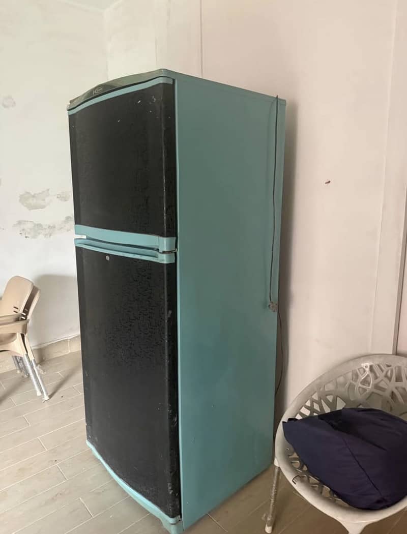 Waves Fridge 1