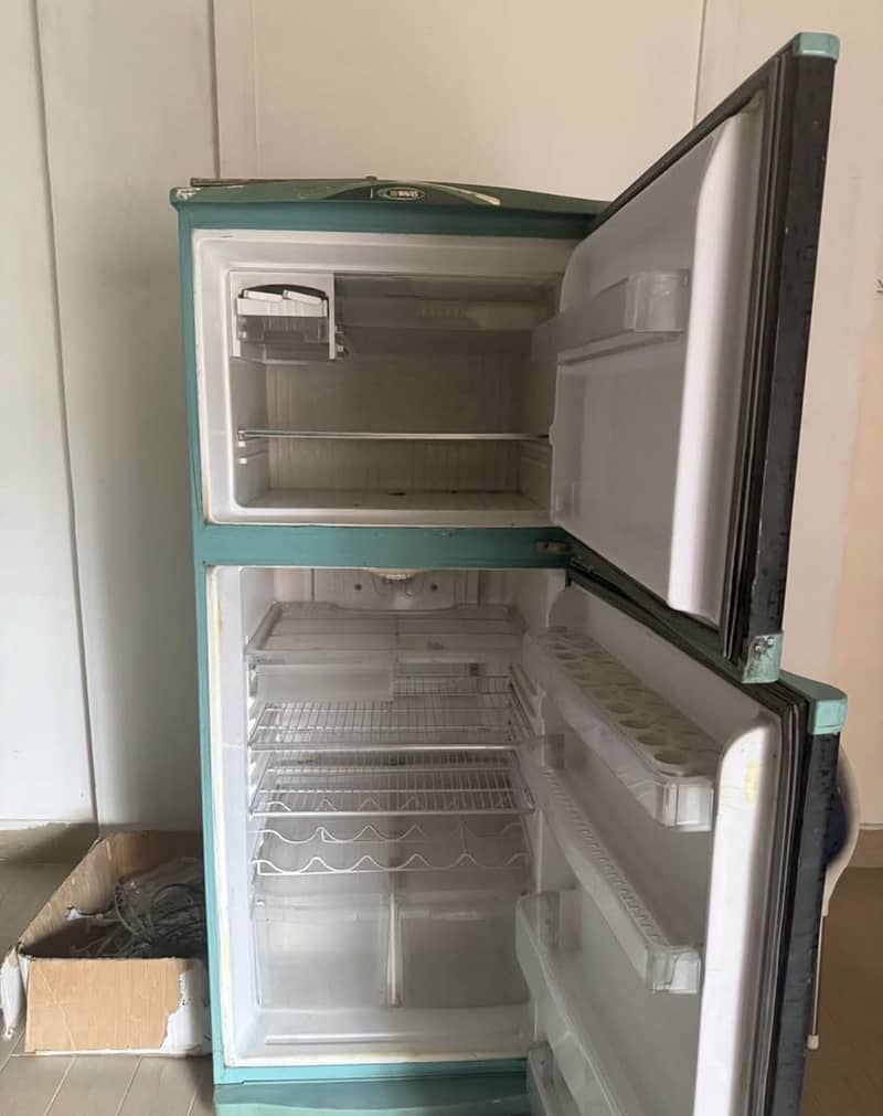 Waves Fridge 3