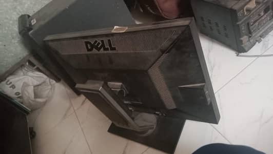 LCD bilkul thk hai Kisi kism ka koi msla ni ha