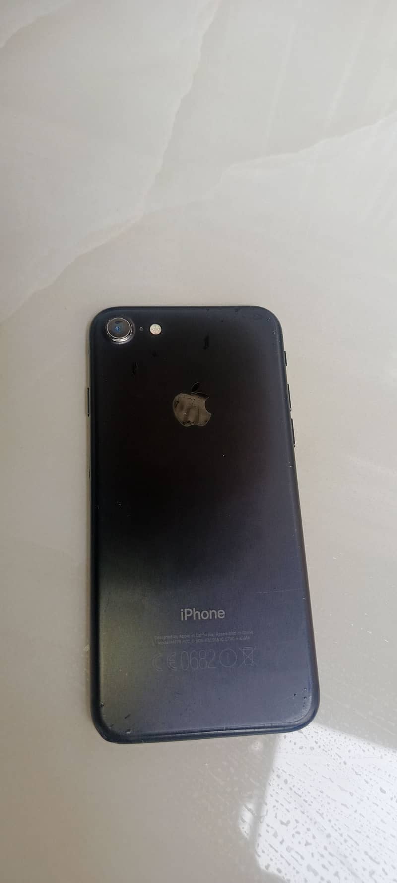 Apple iPhone 7 1